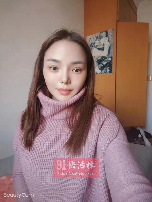 成熟且有气质的媚儿