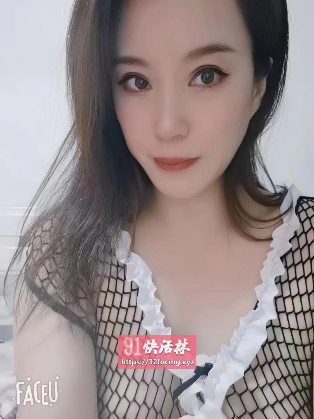 黑丝美腿猪猪