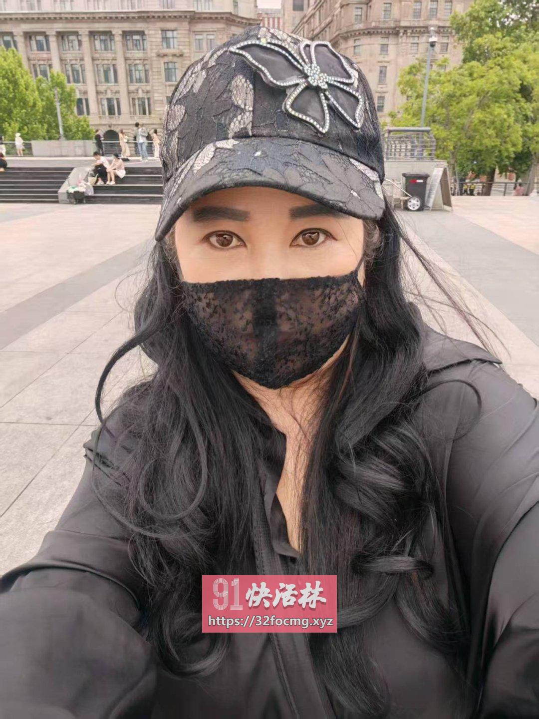 服务系大胸熟女