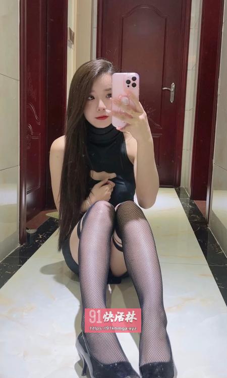 制服丝袜性感御姐