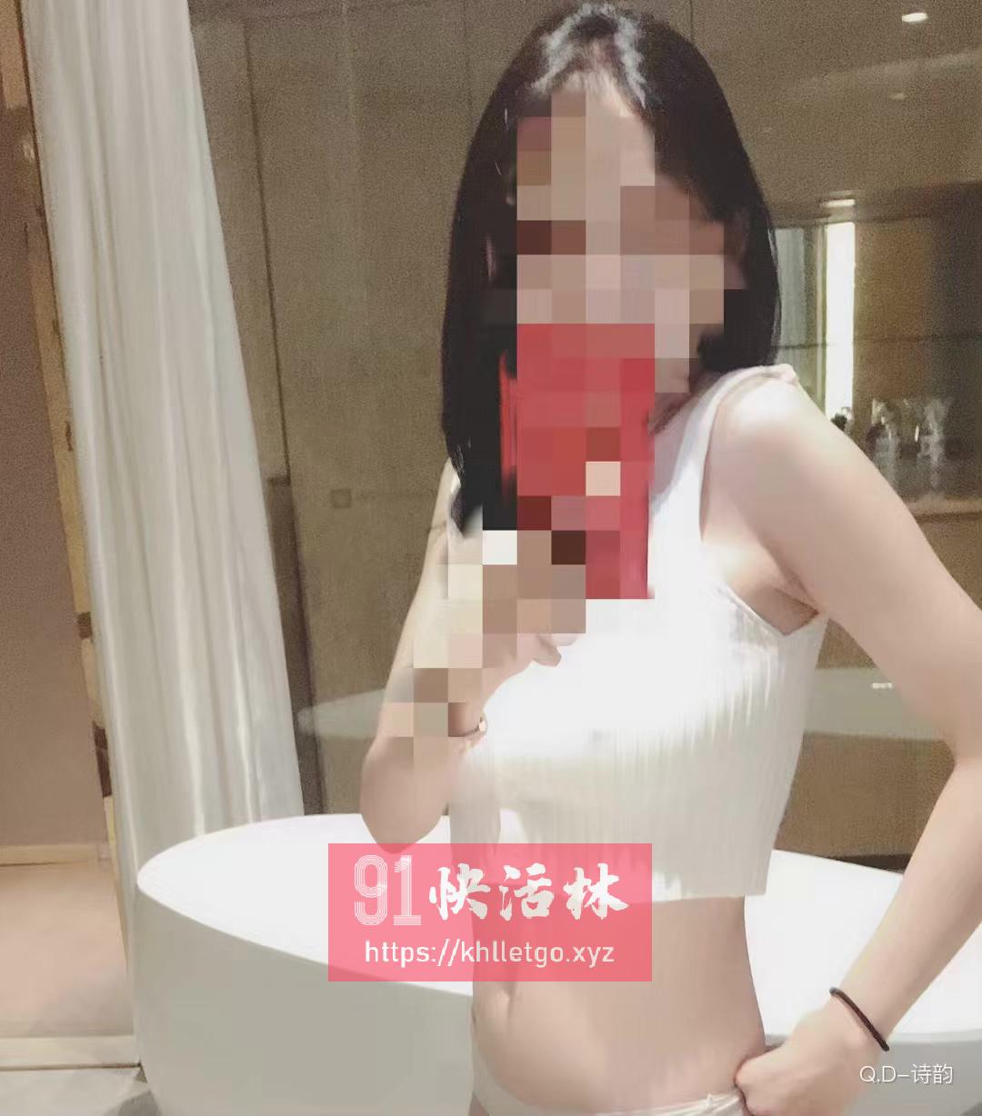 妹子水多不催