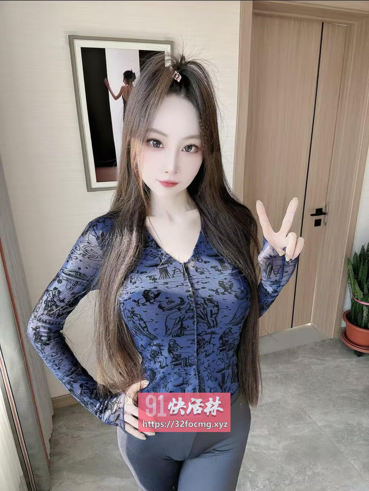 嫩穴好紧啊，干高潮.抱着抽搐