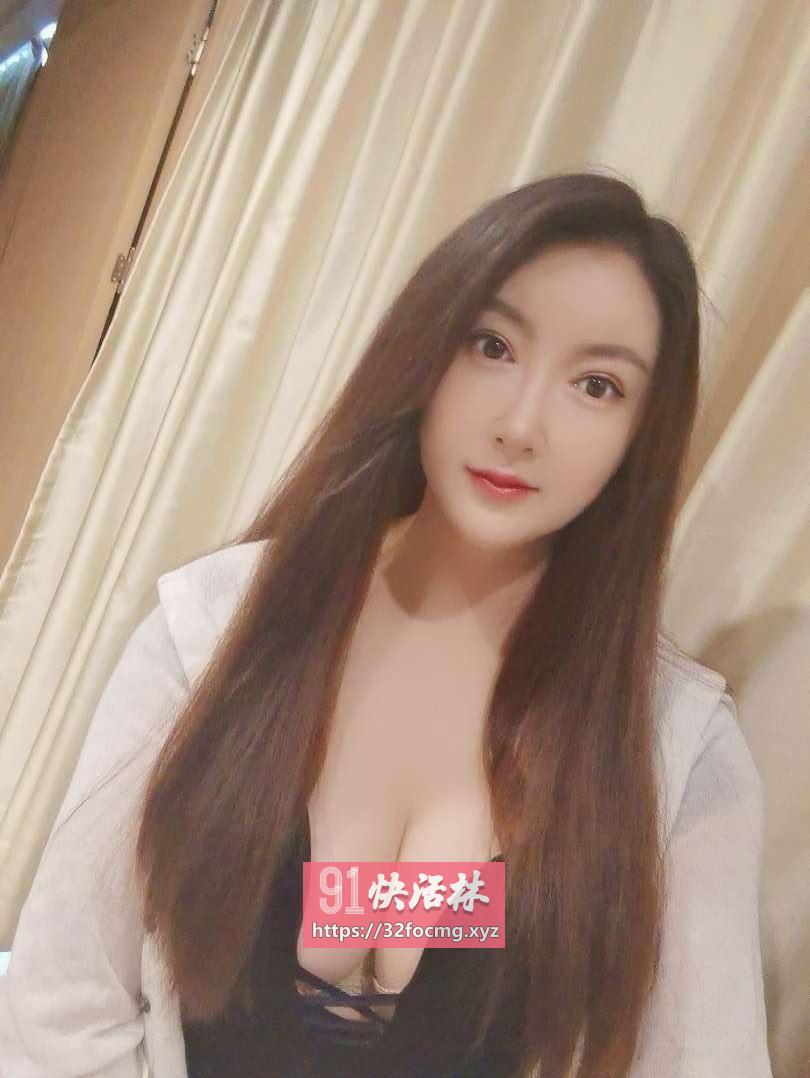 揭阳大长腿美女逼紧服务带劲