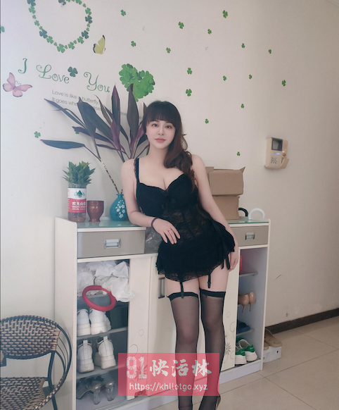 海珠小雪大胸水多