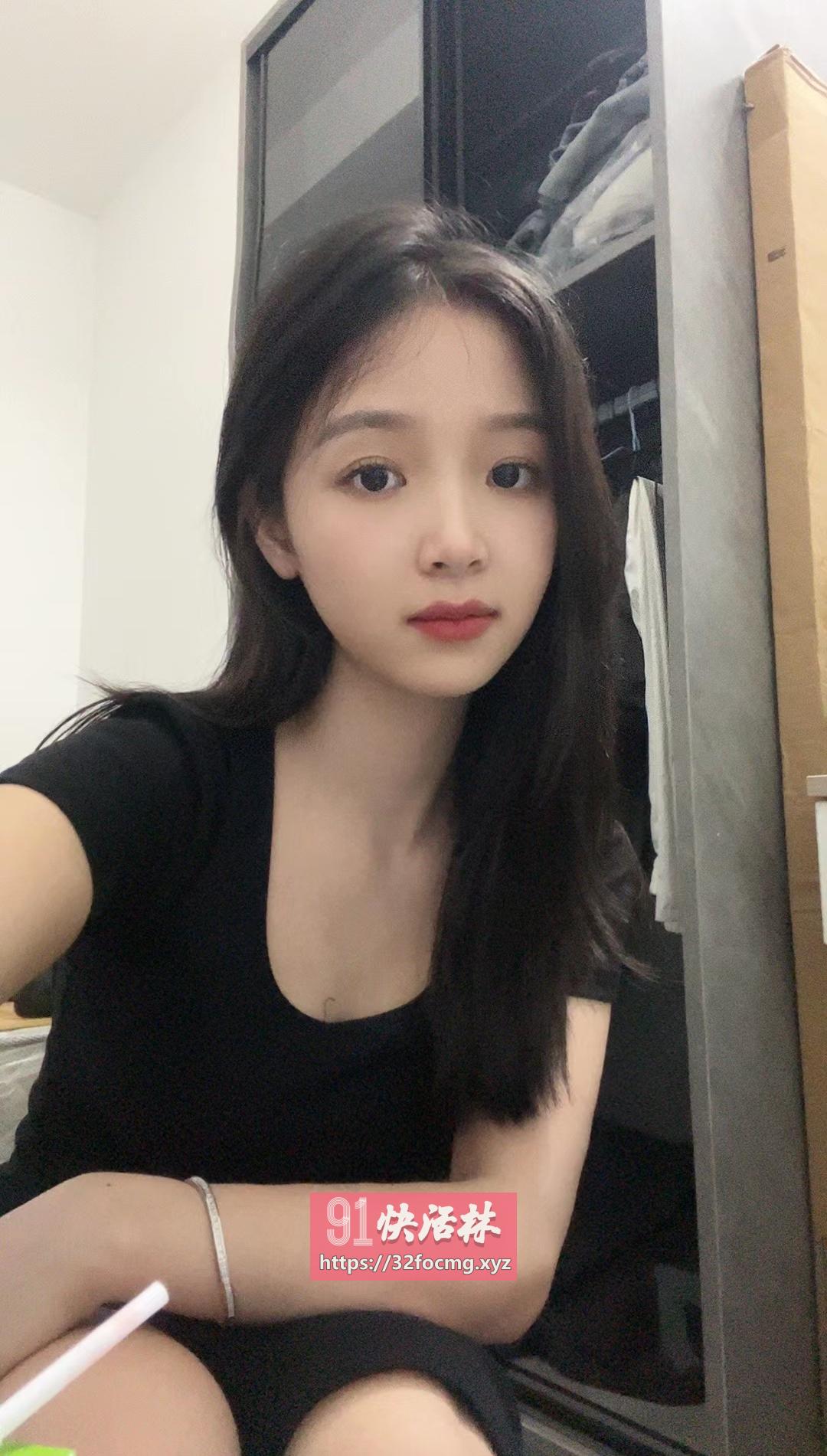 美女小姐姐