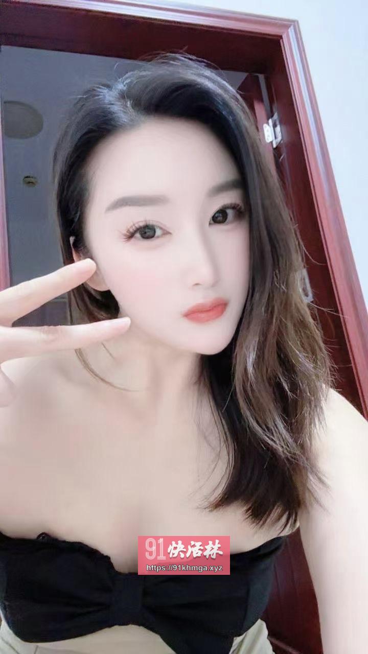 天河长腿骚妹小雪