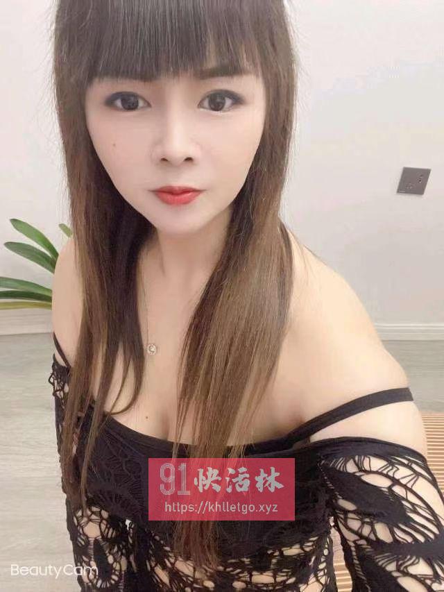 秦淮黑丝少妇