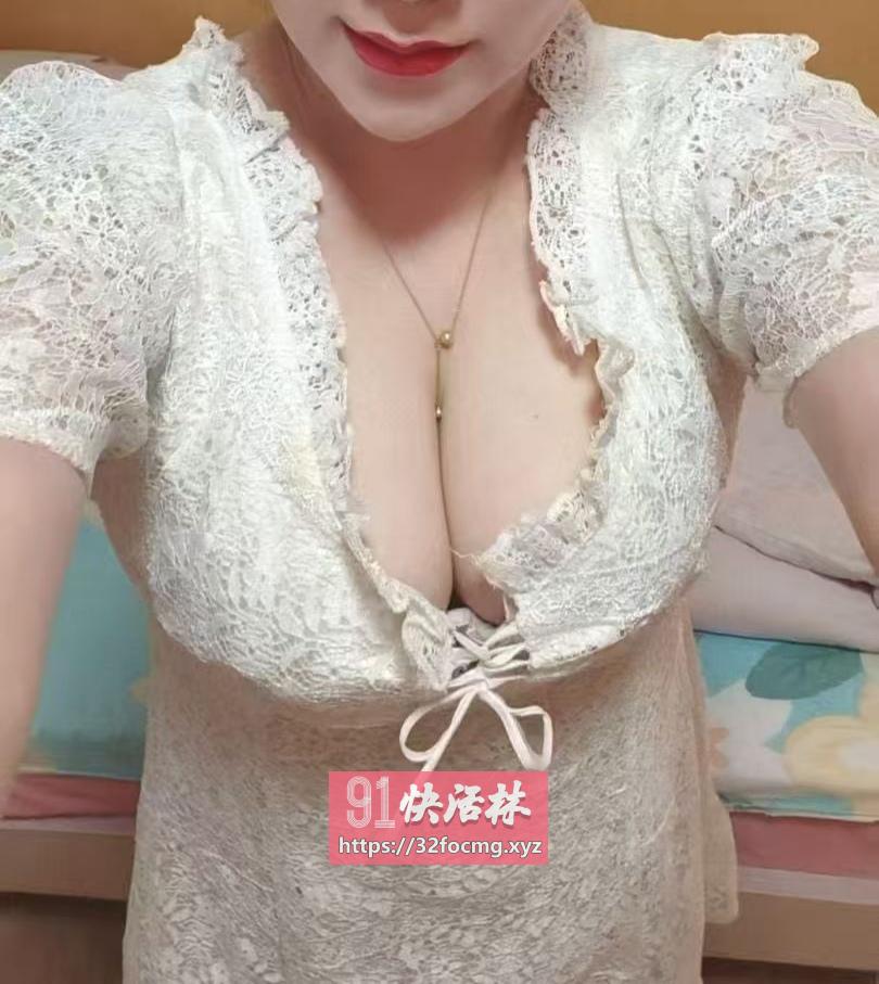 漂亮大奶子