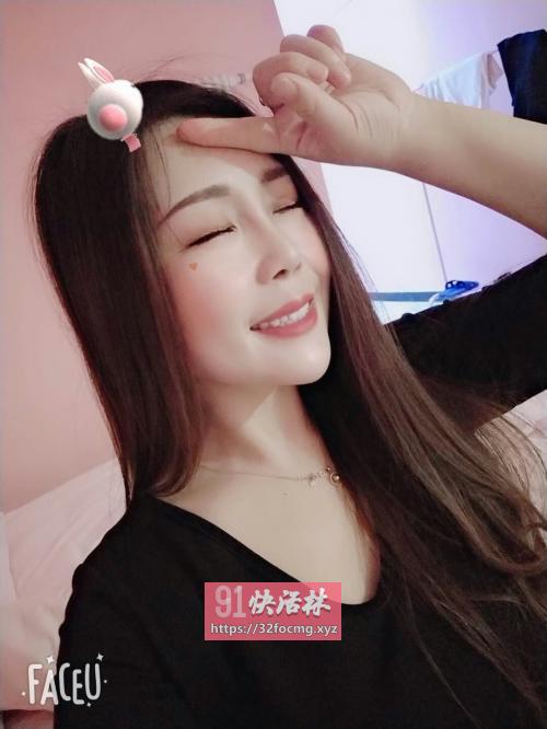 楚楚动人美艳少妇