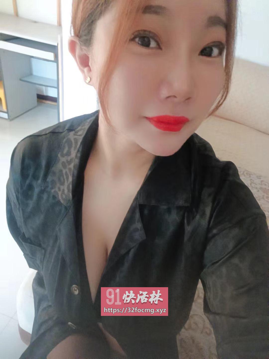 资深美女少妇