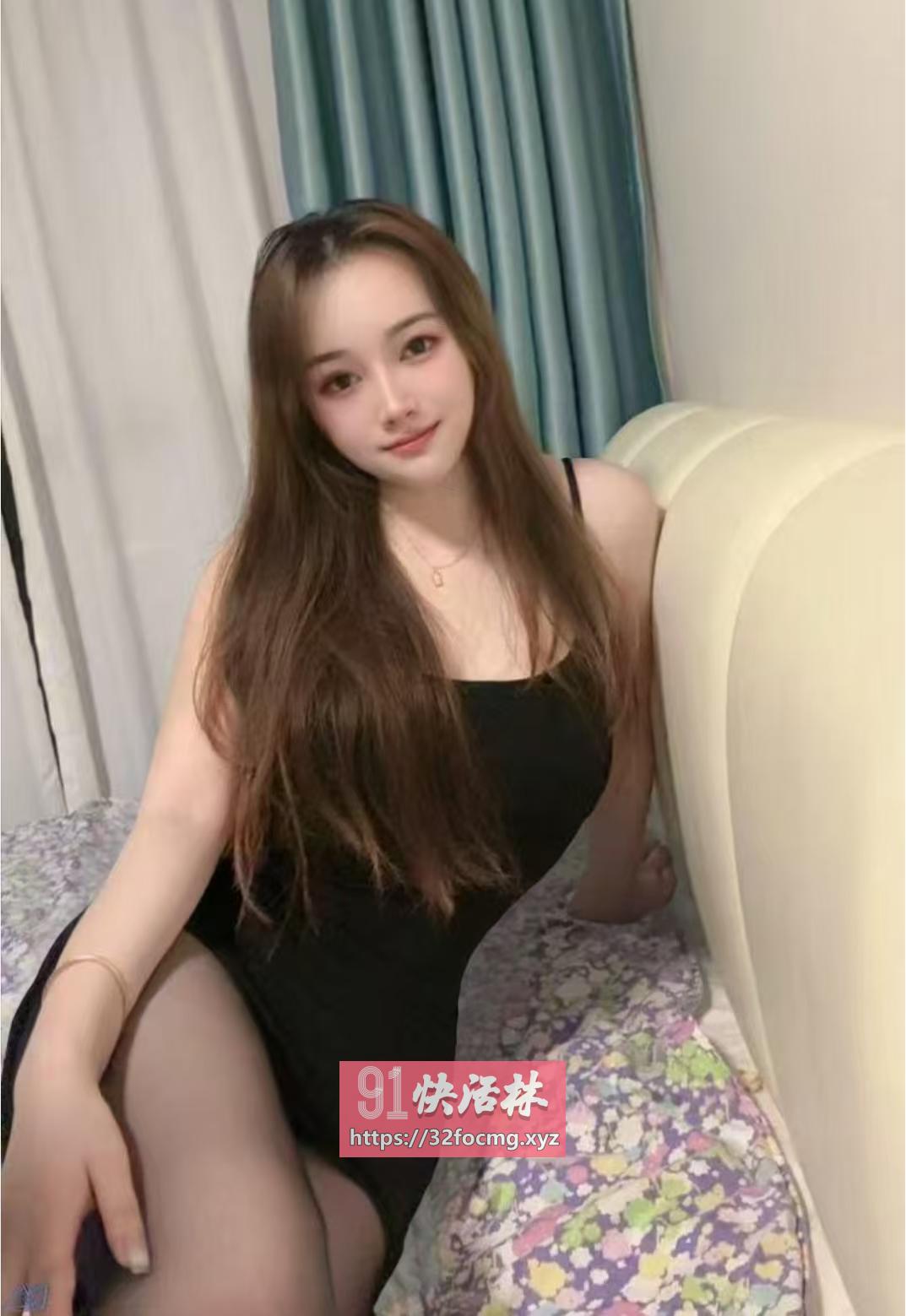 黑丝长腿思纯