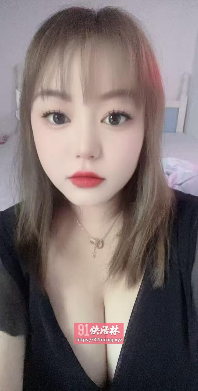 温柔水多大奶骚妹
