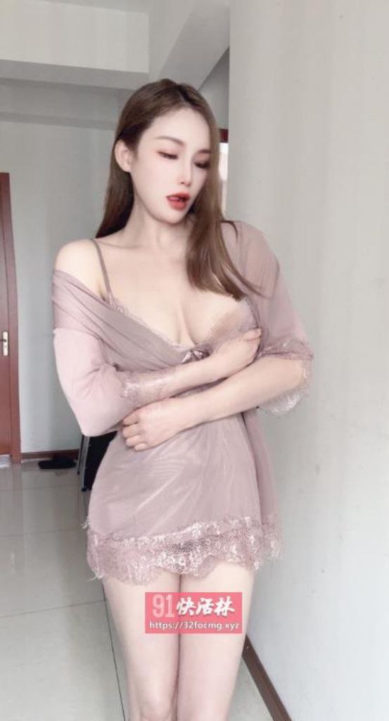 大奶妹老公叫不停