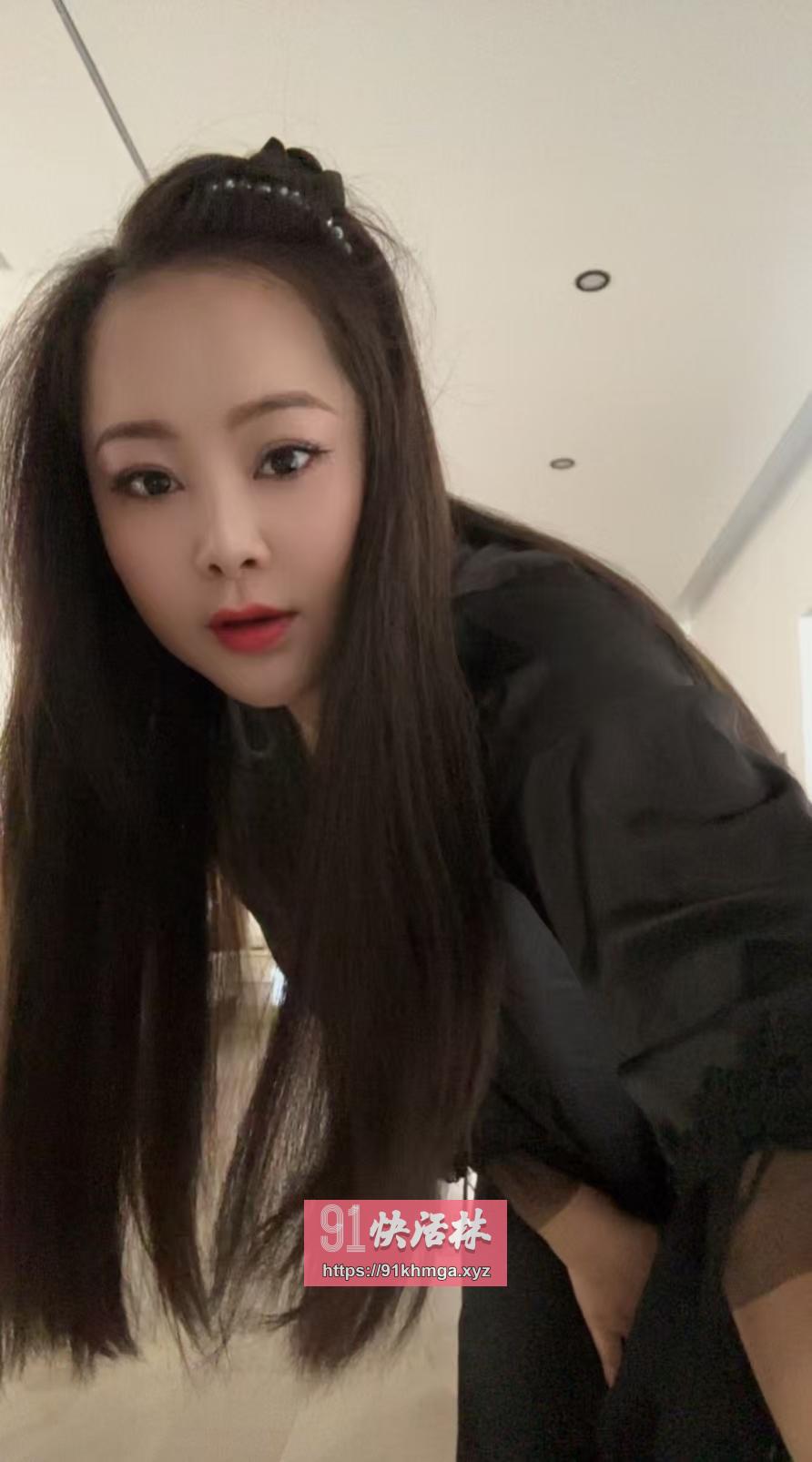 艳舞肥臀型少妇