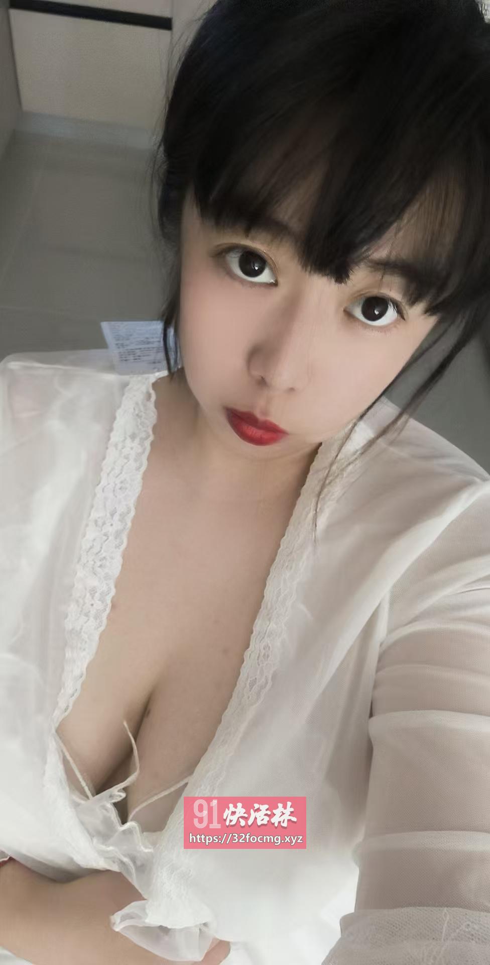 极品嫩妹