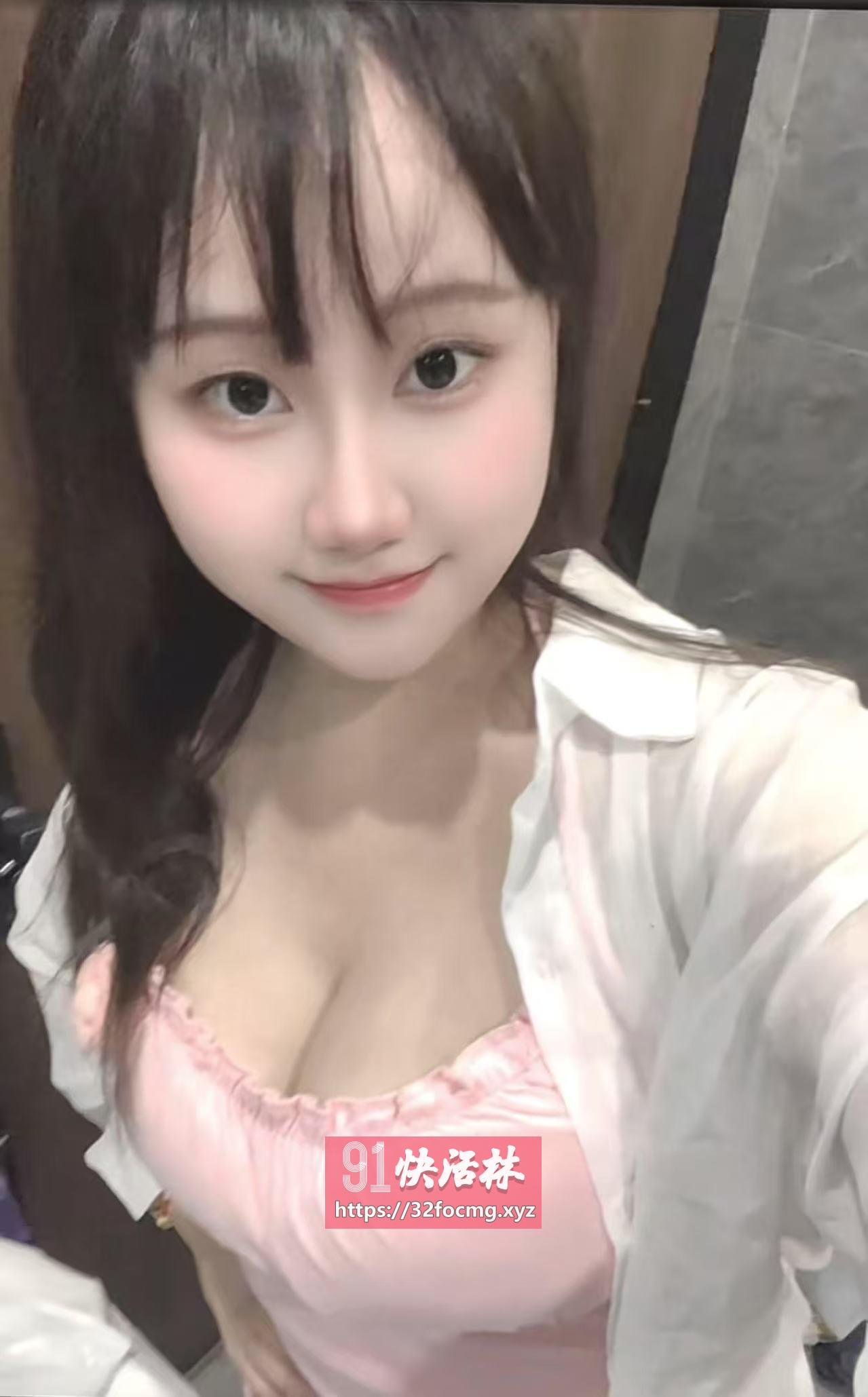 纯欲性感嫩妹