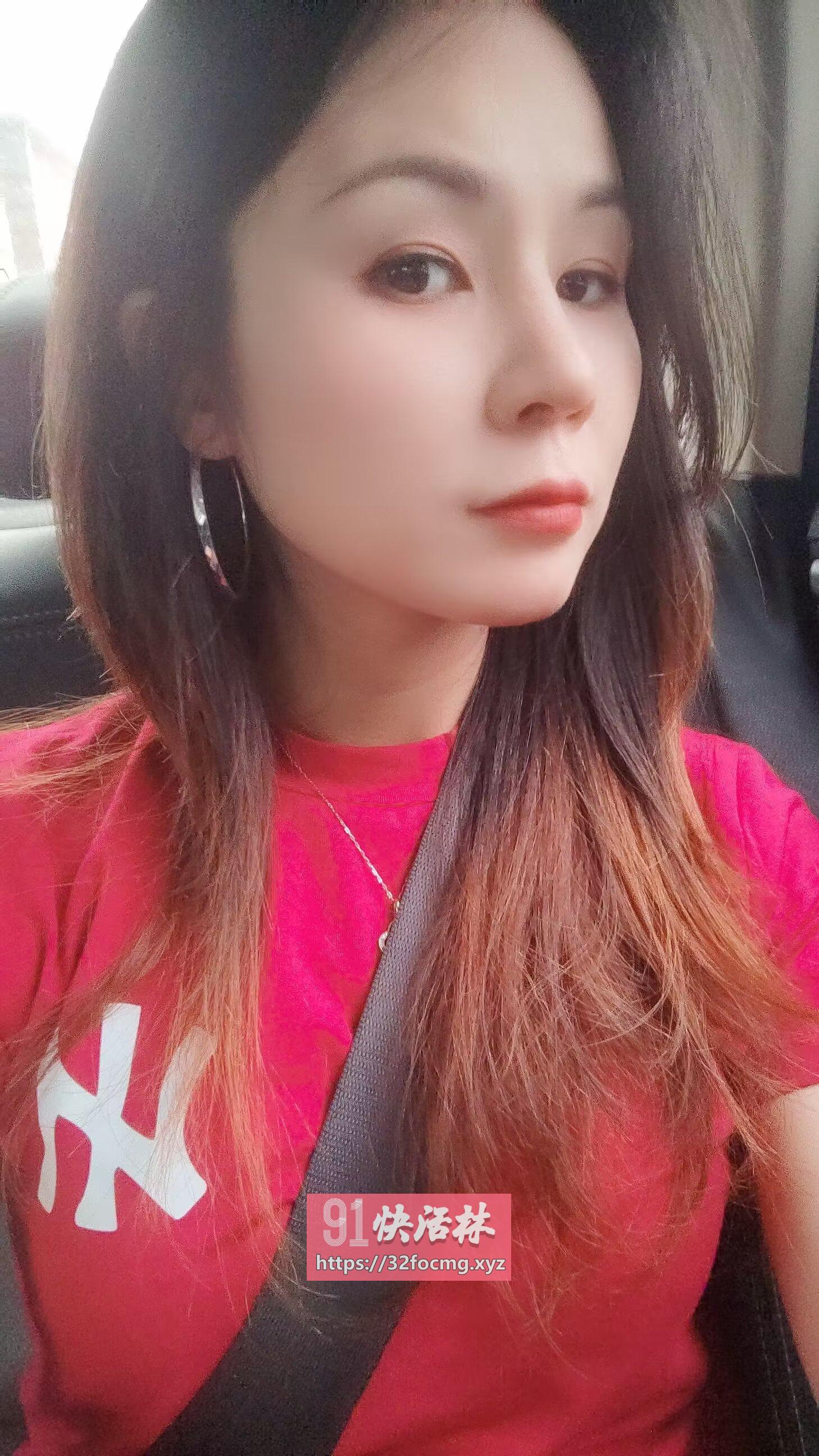 精致美女伊伊