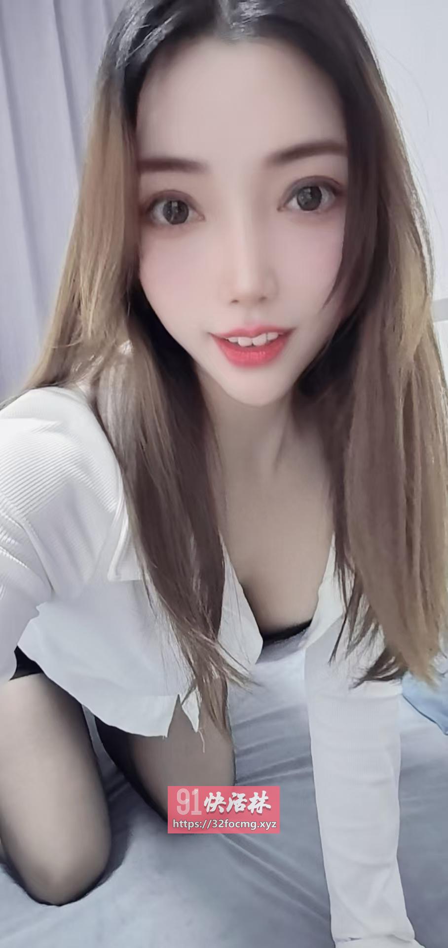 风骚中项小姐姐