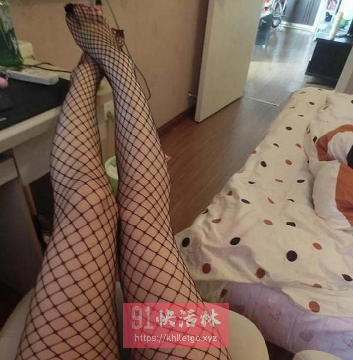 网袜长腿身材优美