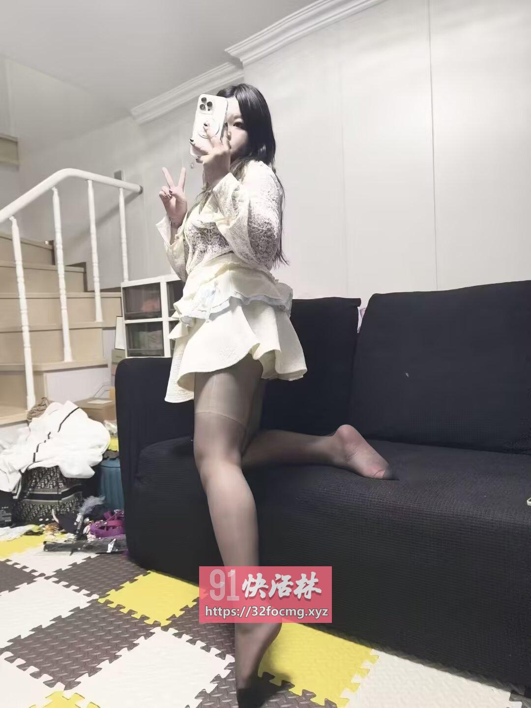 00后兼职极品美女