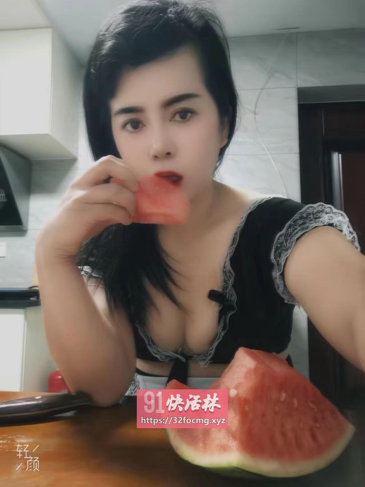 粉鲍鱼西瓜妹