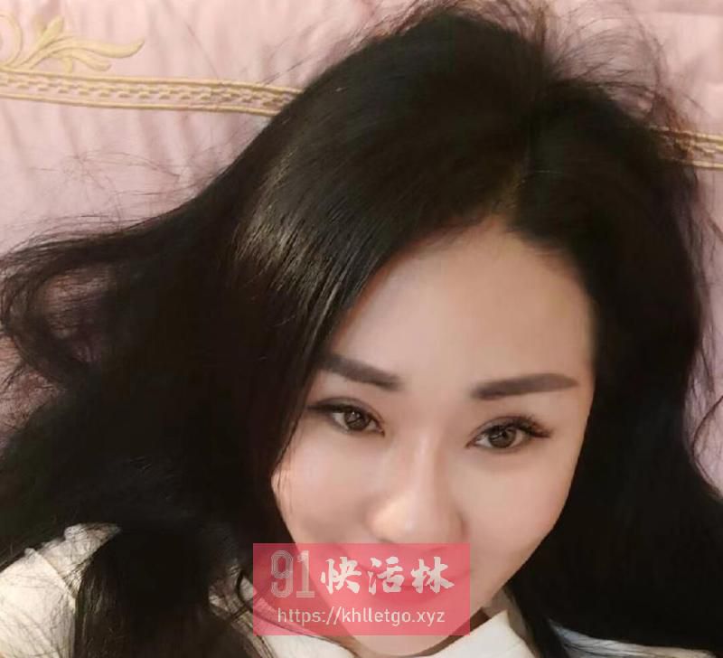 昆山翘臀大胸少妇