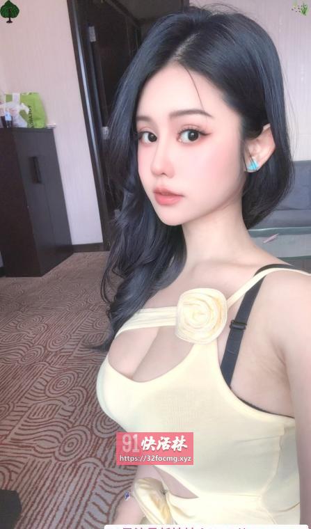 白嫩新人乳头粉嫩
