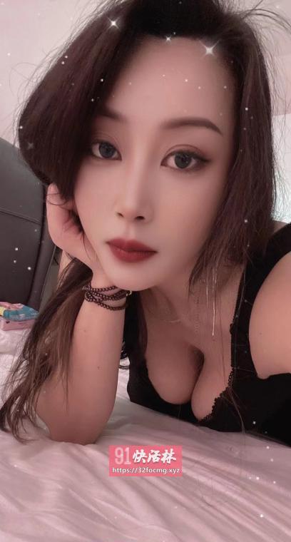 服务系风骚大奶少妇