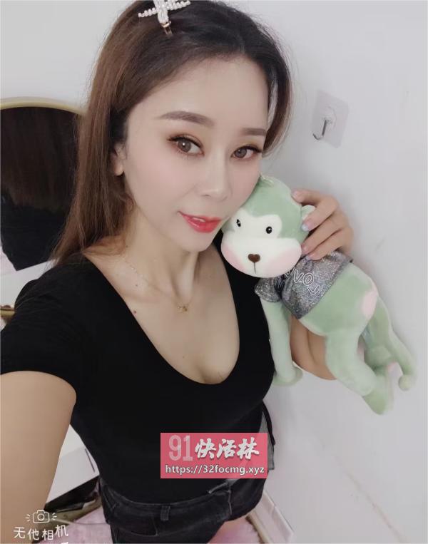 妩媚性感美女玉儿