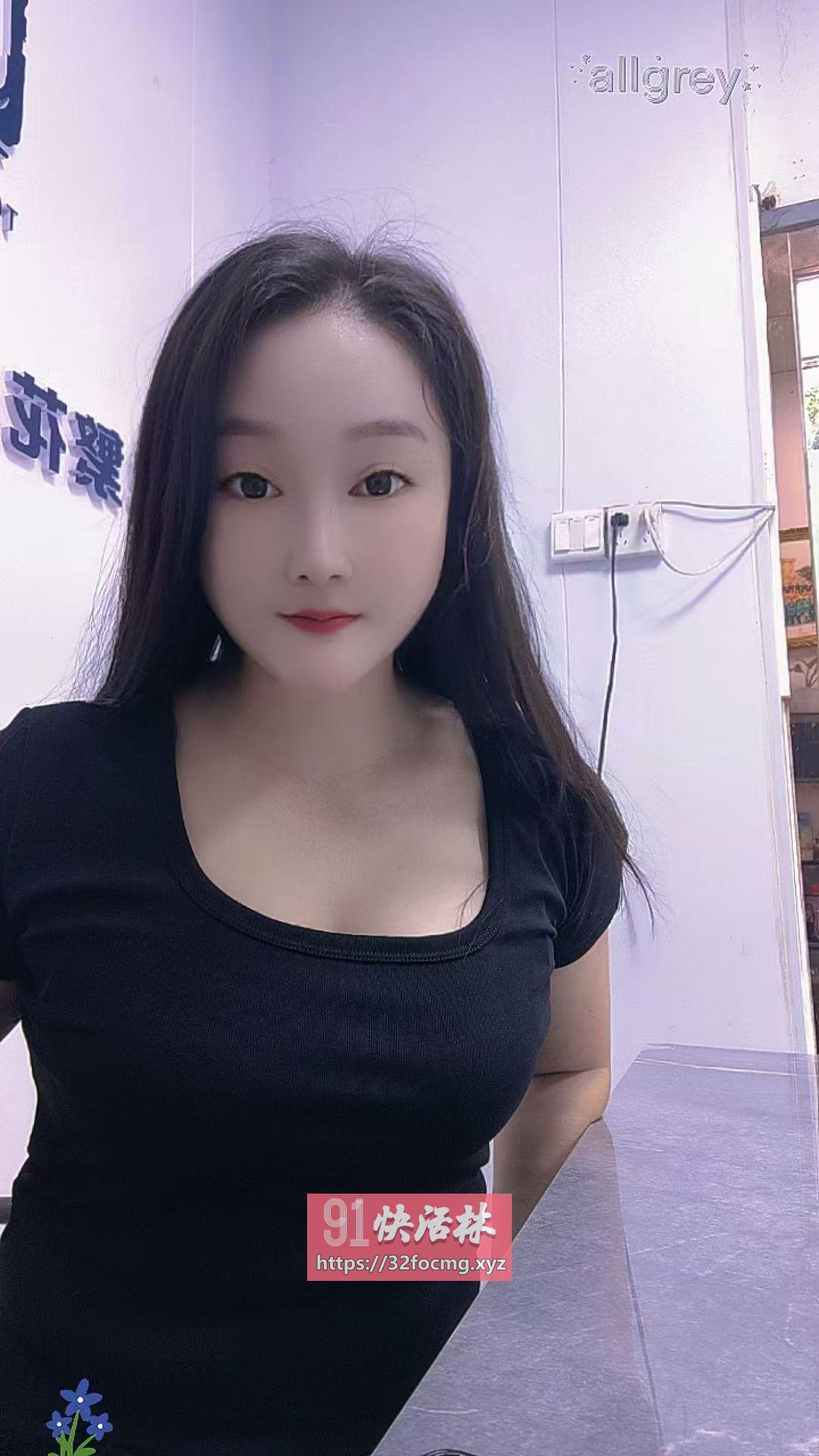 广西南宁大奶少妇
