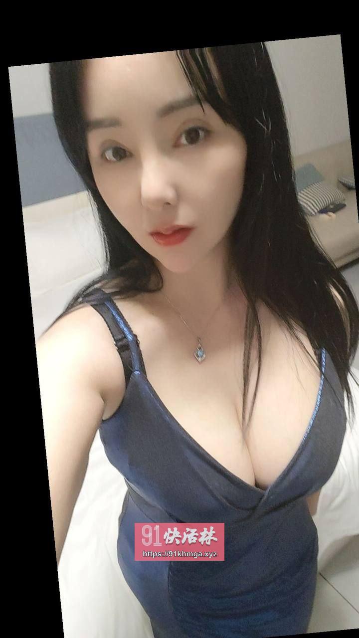 服务系大胸骚妹小娜