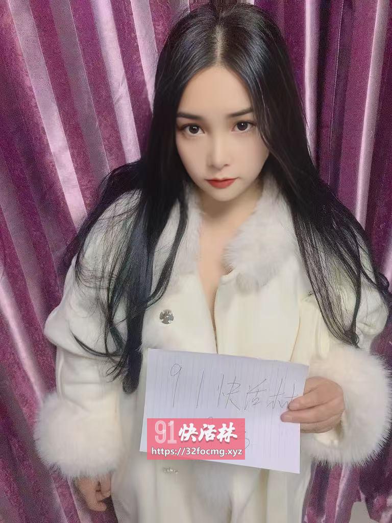 义乌清纯反差秀秀