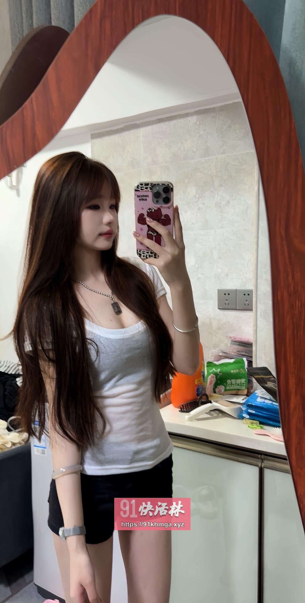 体验年轻个人妹子