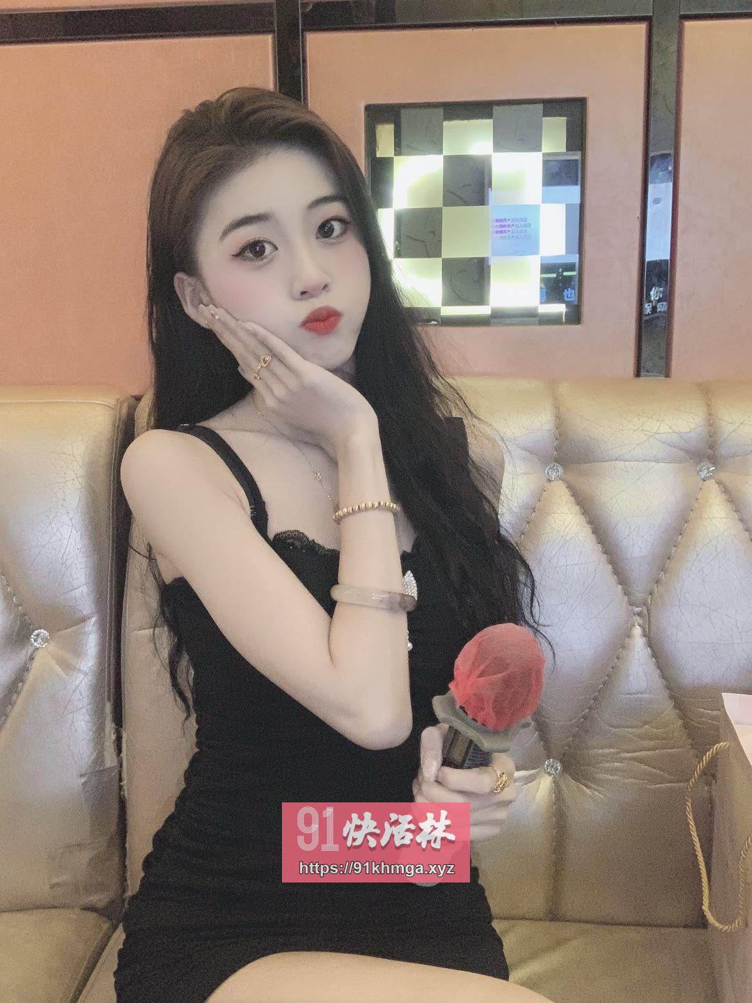 少女粉鲍巨乳非常不错