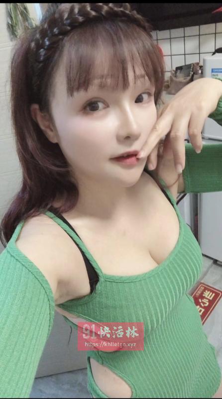 宝安大胸萝莉妹