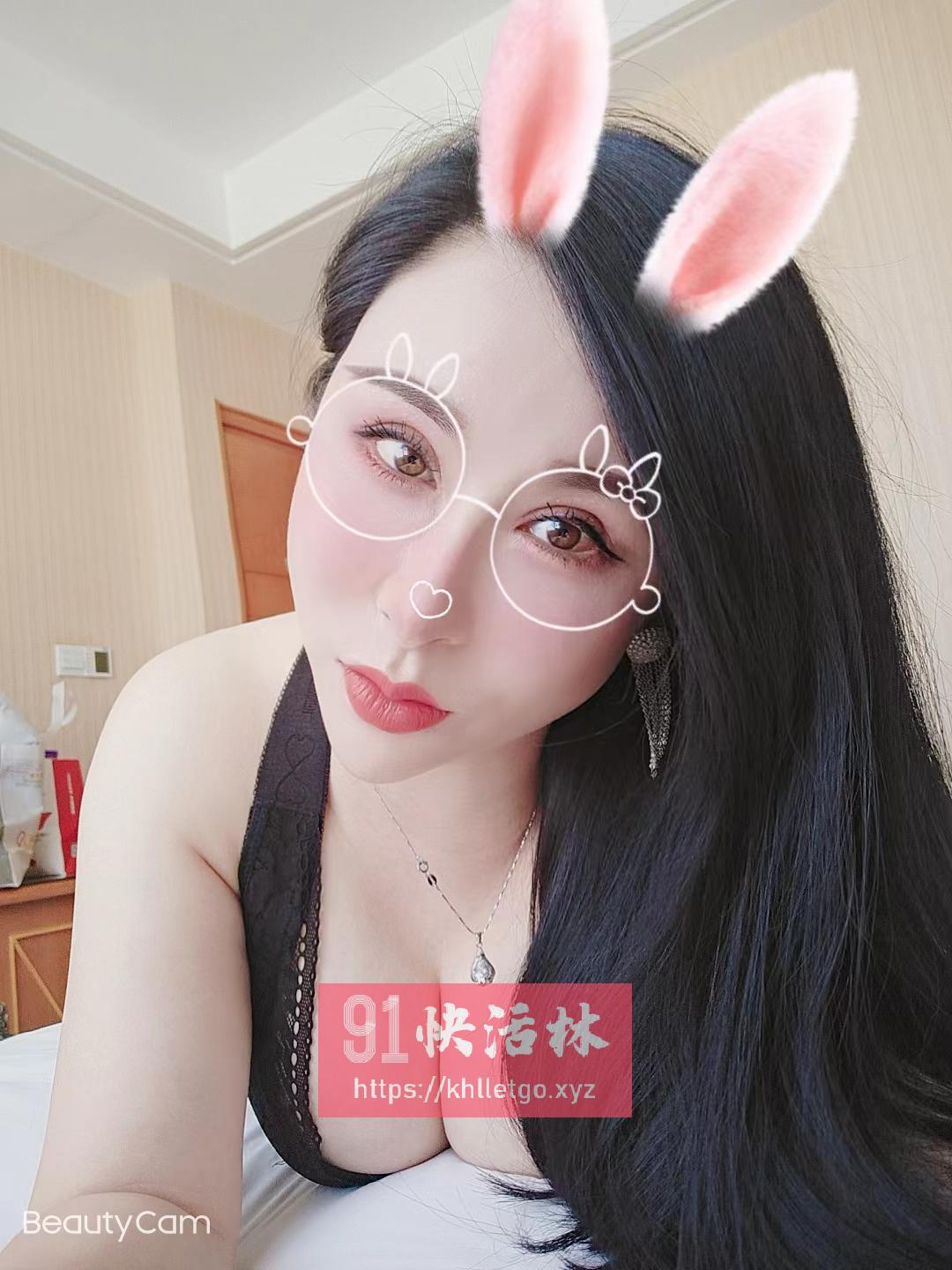 大奶技师，兼职