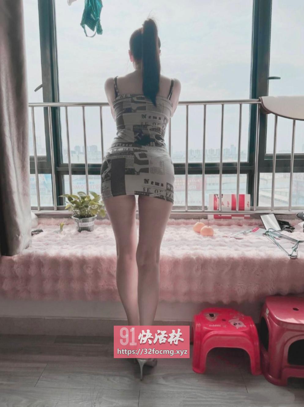 肤白貌美的大胸西西