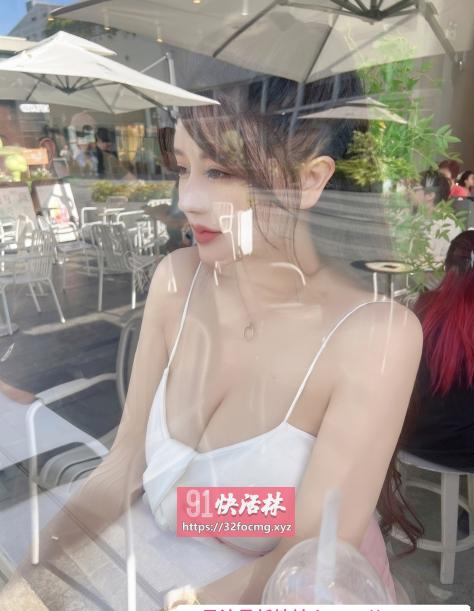 性感尤物小妖精