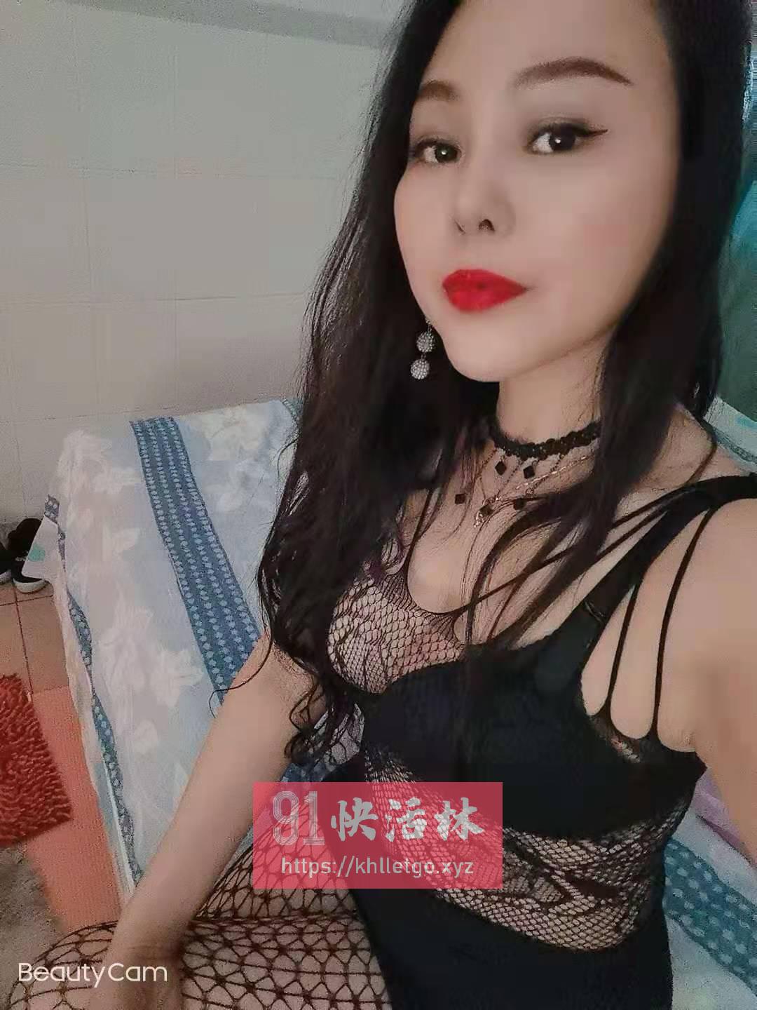 南山胸大口技好的少妇