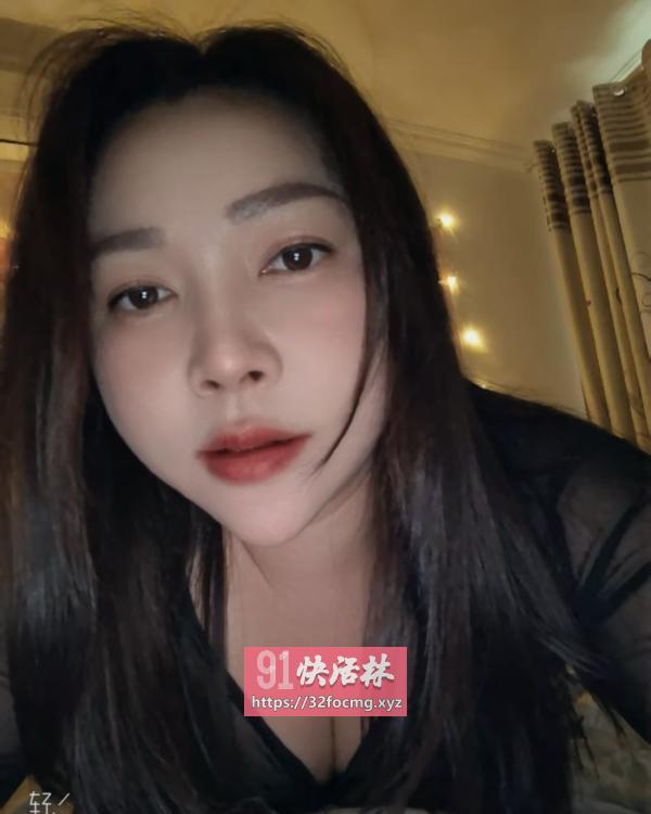 极品兼职少妇前凸后翘颜值高