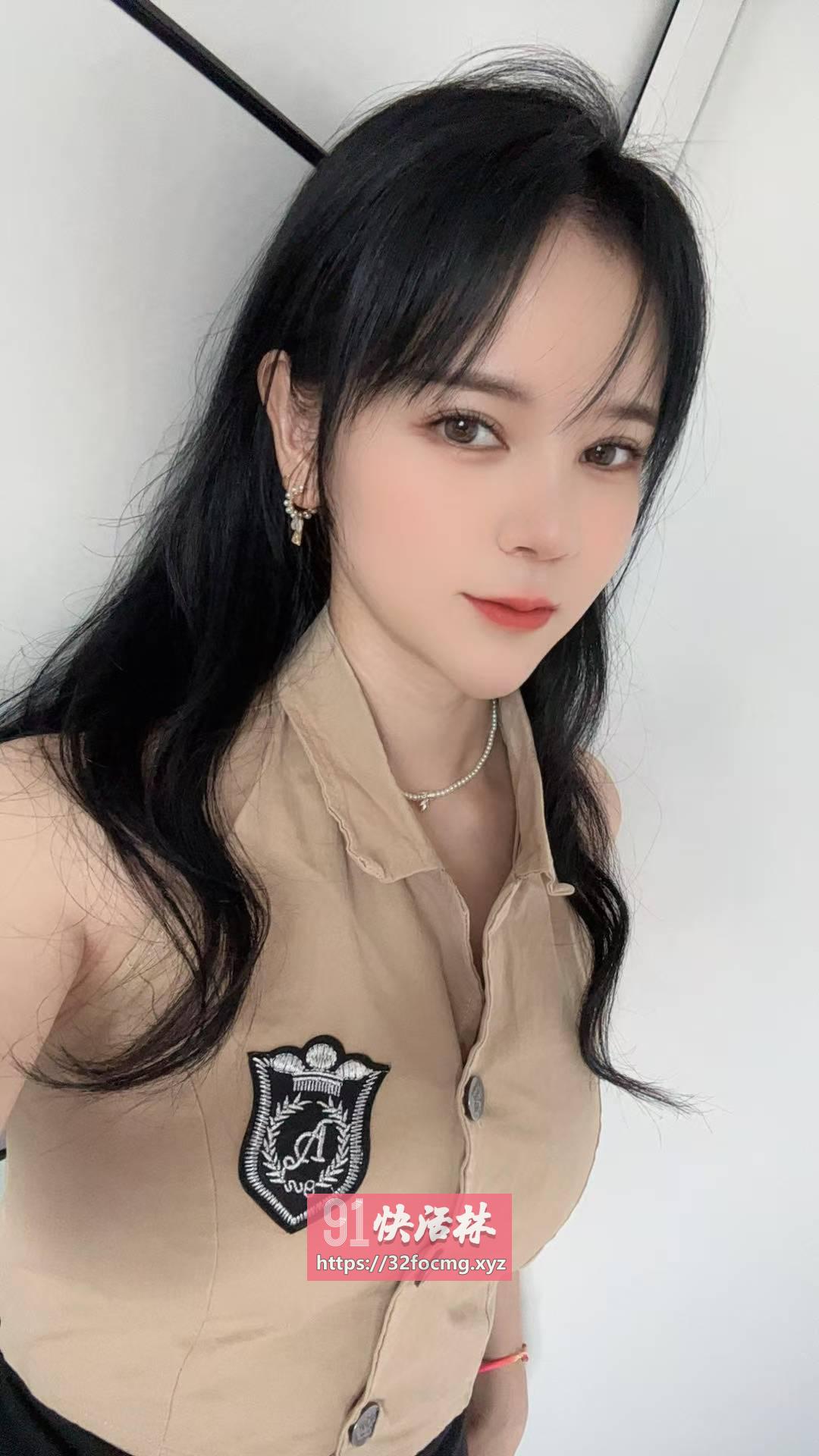 白云清纯女友诗妍