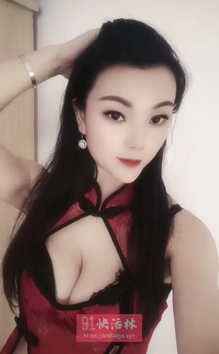 身材好的小少妇