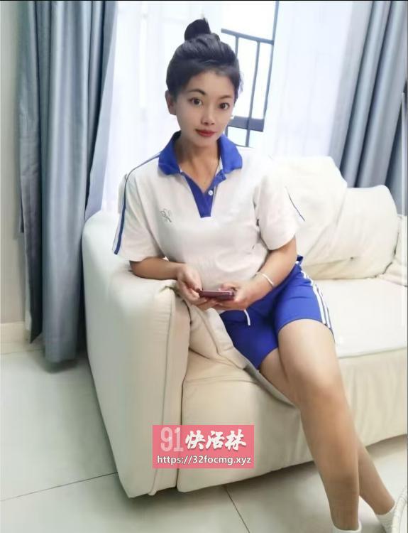粉嫩紧凑骚逼