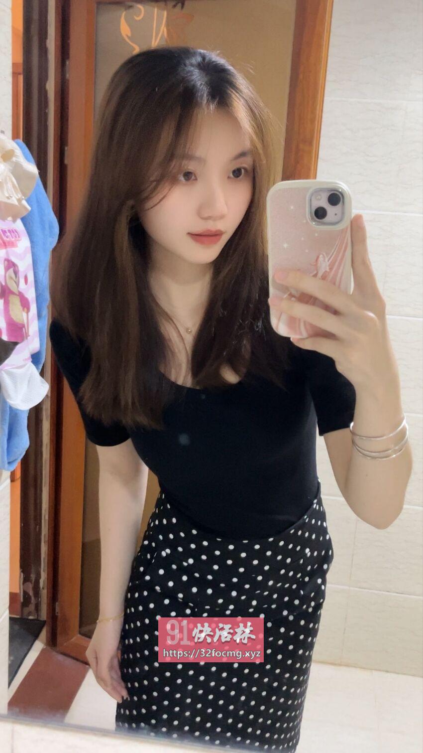 风骚身材不错的健身女