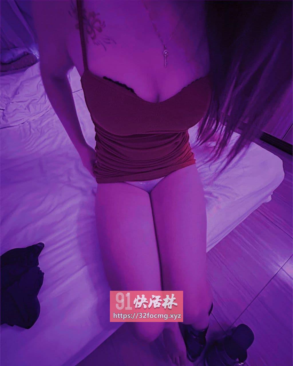300泻火少妇