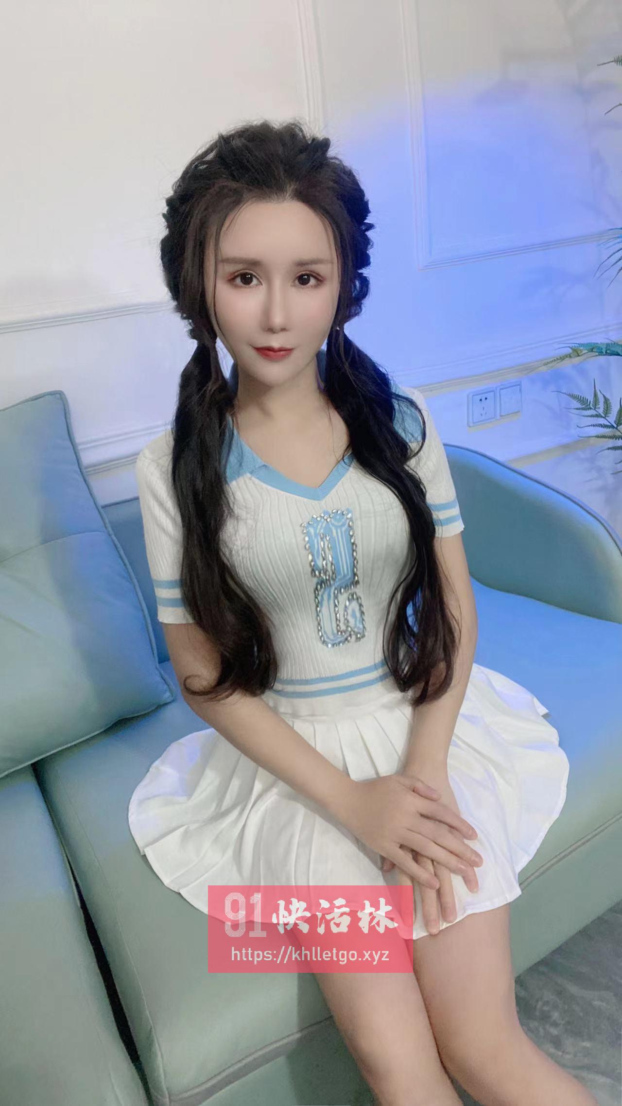 性感翘臀小妖妹妹