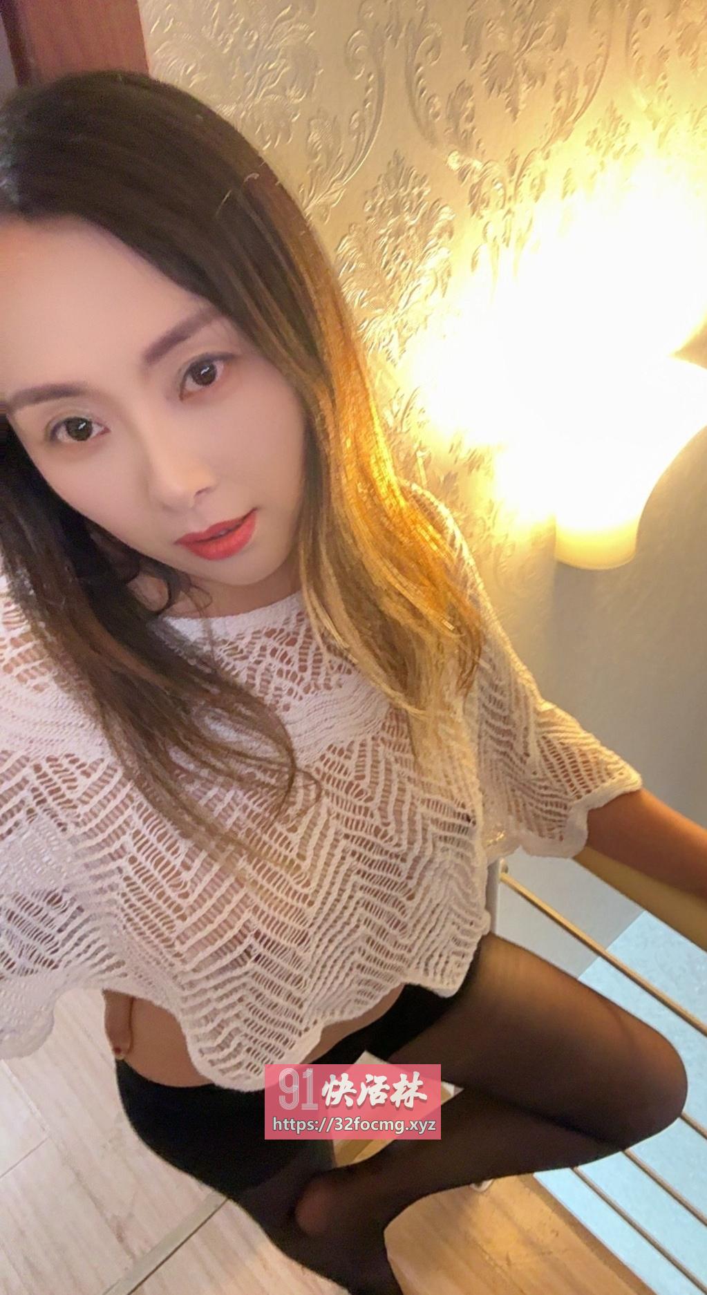 性感小姐姐闷骚又反差