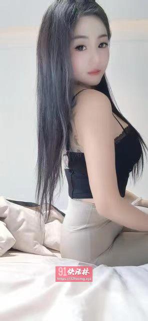 性感尤物粉嫩多汁兼职