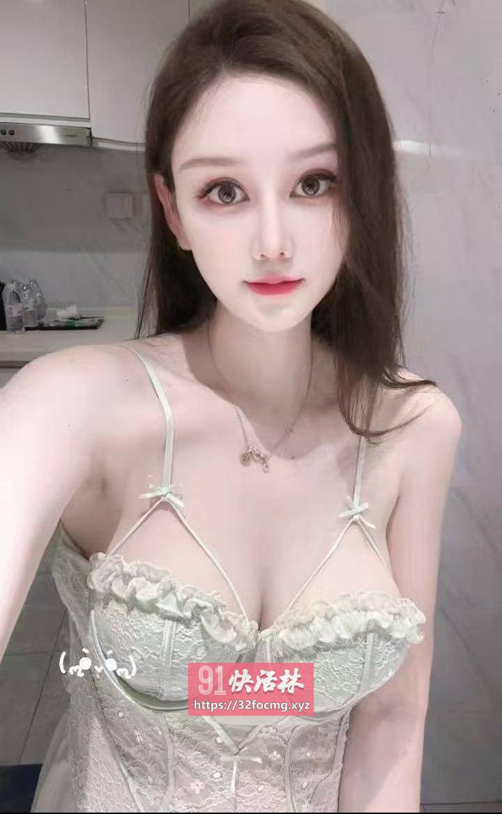 蜀山风骚少妇 会玩