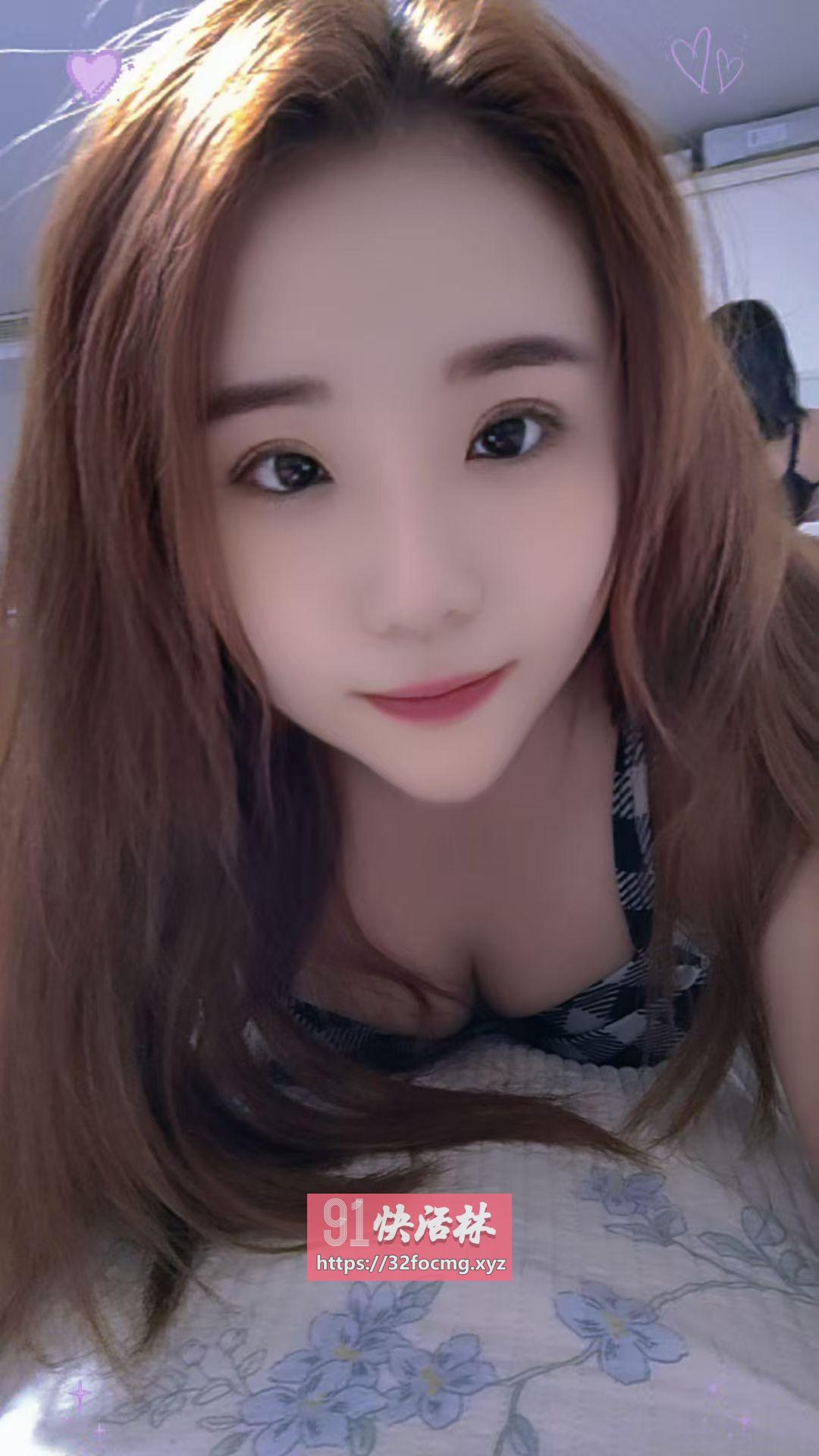 风骚大胸服务型少妇